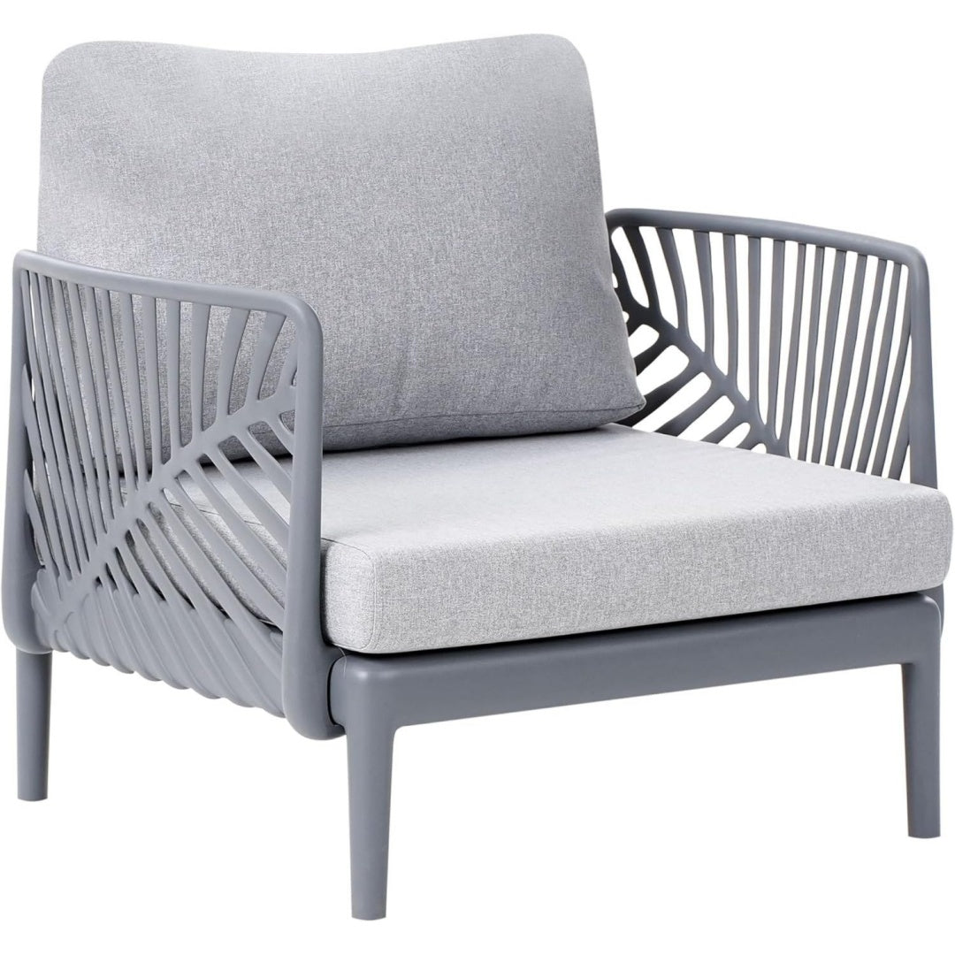 Beliani Gartensessel Kunststoff Gestell mit Kissen modernes Design Saturnia Grau hellgrau